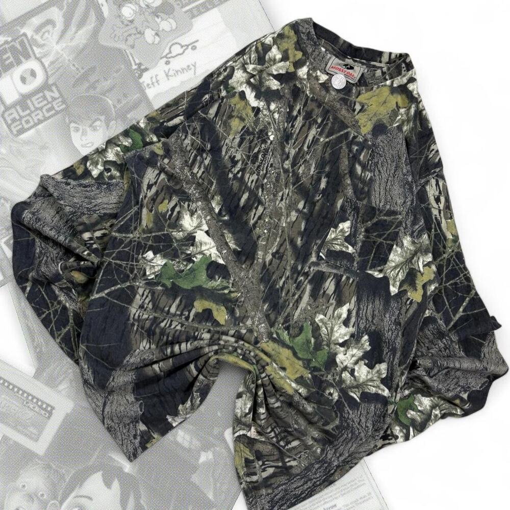 Vintage Mossy Oak Graphic Hunting & Workwear Camo Long sleeve Tee